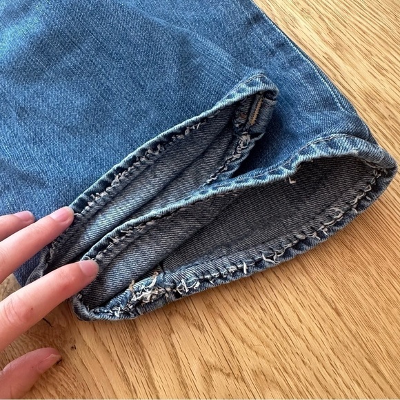 TRUE RELIGION  ZACH SLIM BLUE JEANS - 33 - Picture 6 of 16